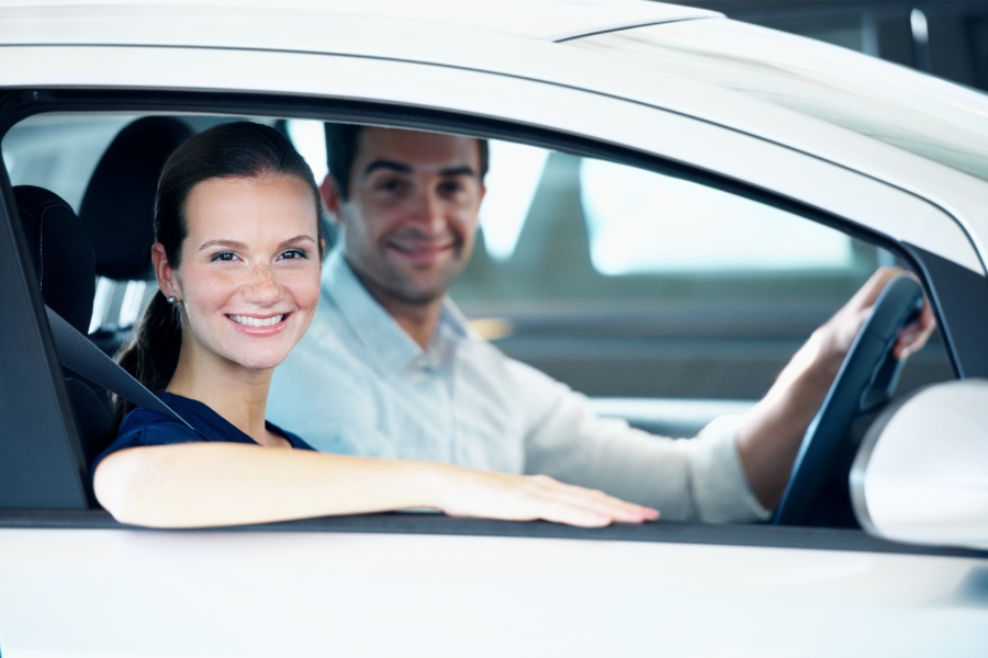 Sedan Rental in Dubai: Is It the Right Car for Your Trip