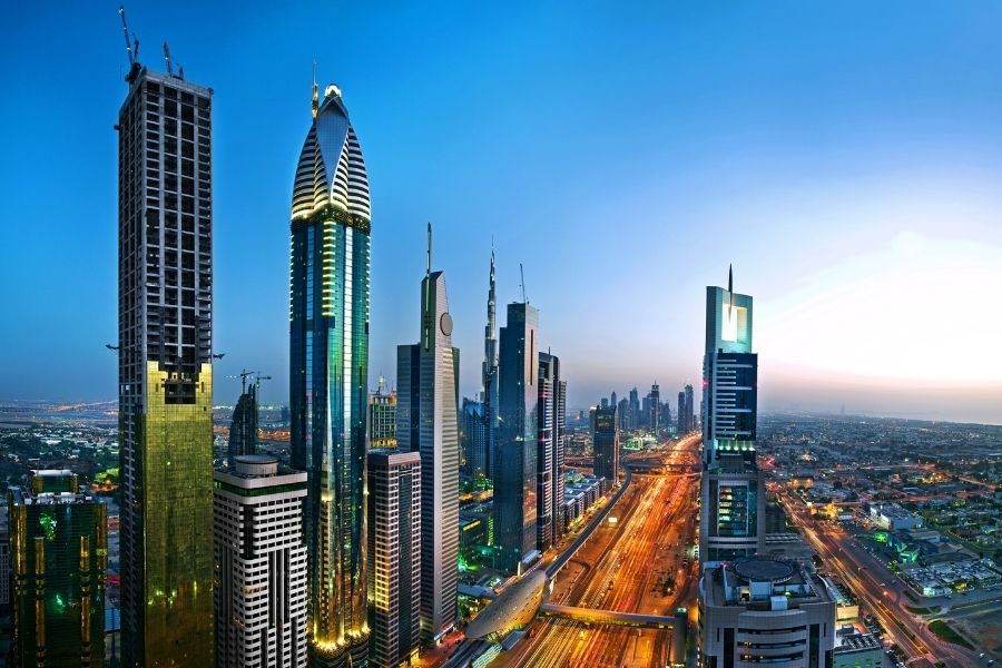 The Complete Guide to Renting a Car for Business Trips in the UAE for Busy Professionals