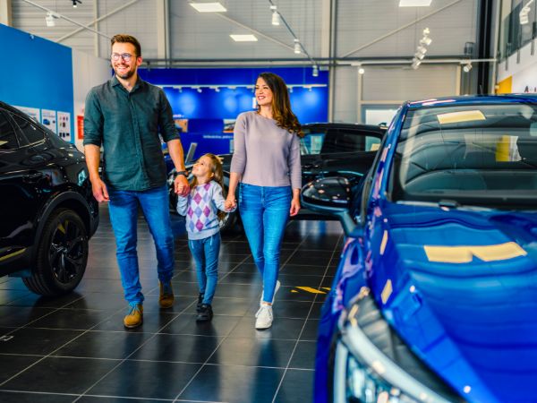 Why Picking the Right Car Makes All the Difference for Family Holidays in the UAE