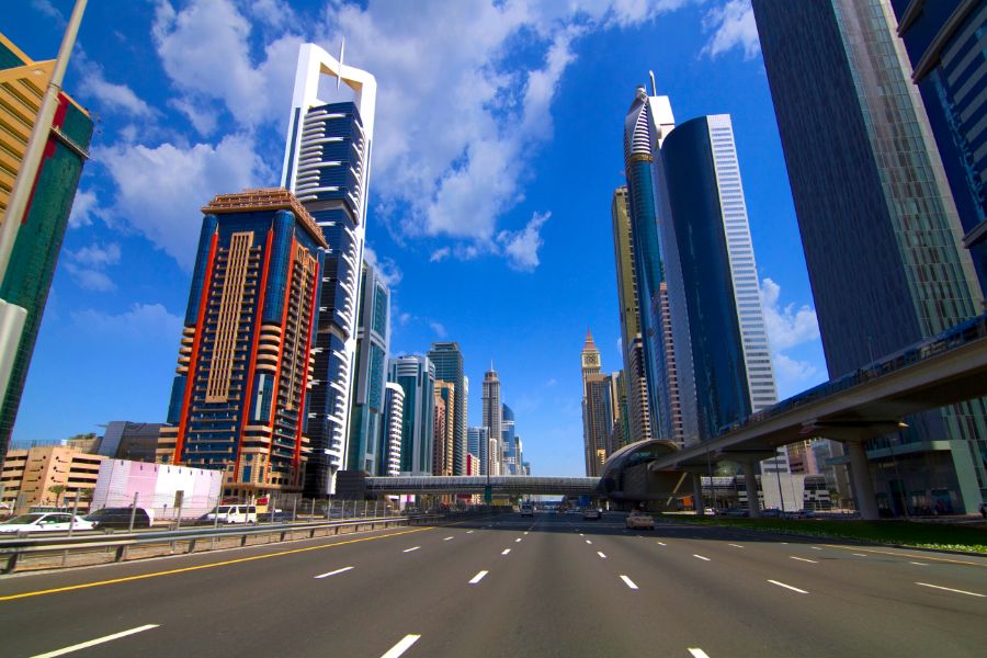What Every Visitor Should Know Before Hitting the Roads in Dubai