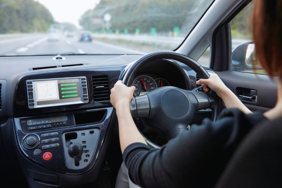 What Tourists Should Know About UAE Motorways